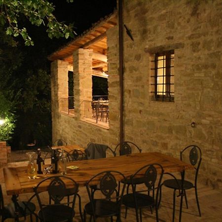Locanda Dell'Istrice Camerino Exterior foto